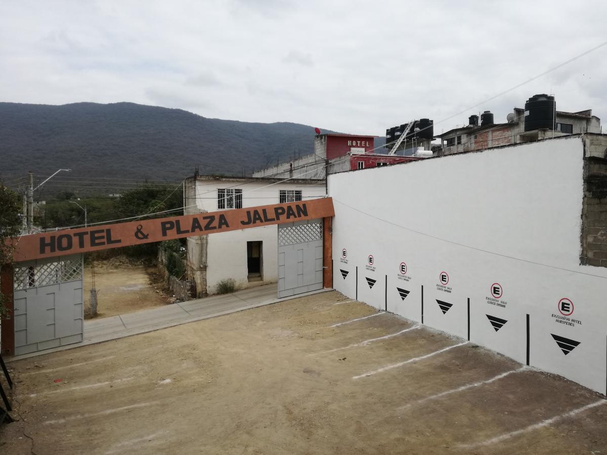 Hotel Y Plaza Jalpan Kültér fotó