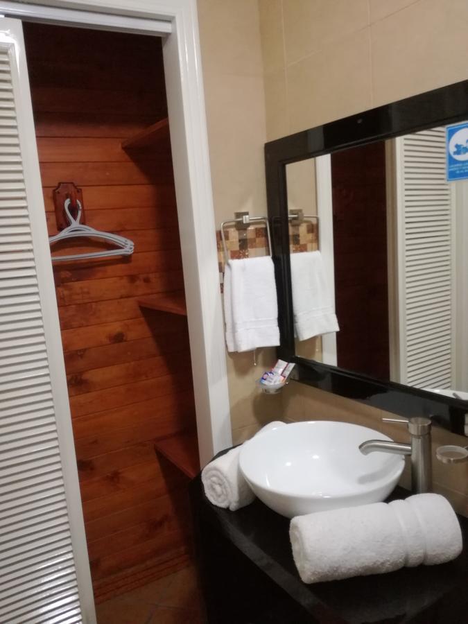Hotel Y Plaza Jalpan Kültér fotó